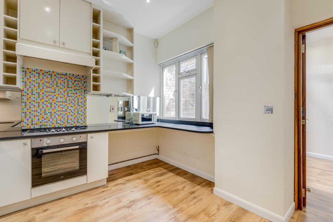Care Property London- Apartments Bagian luar foto